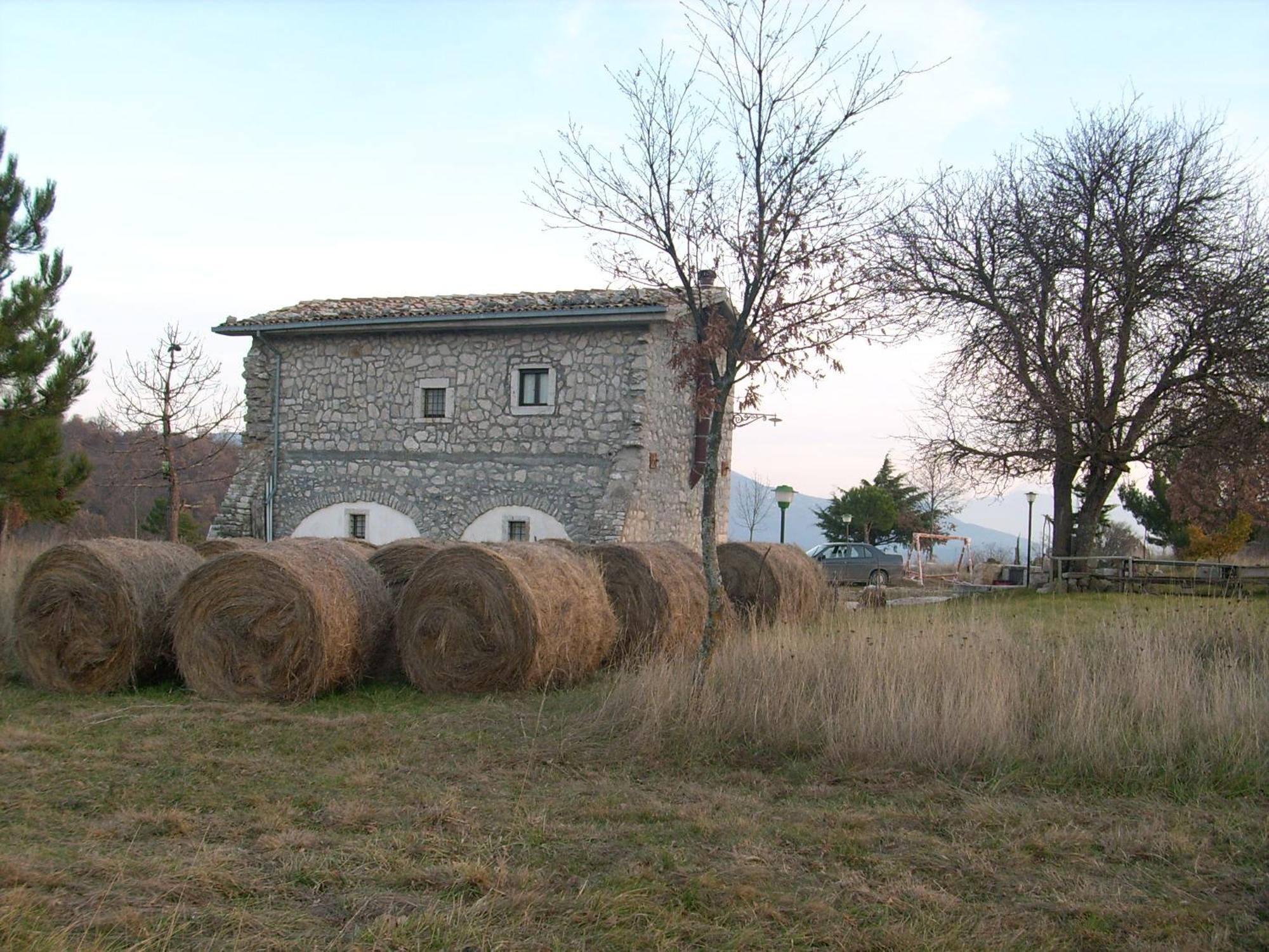 Casino Tonti Iarussi Forlì del Sannio Exterior foto
