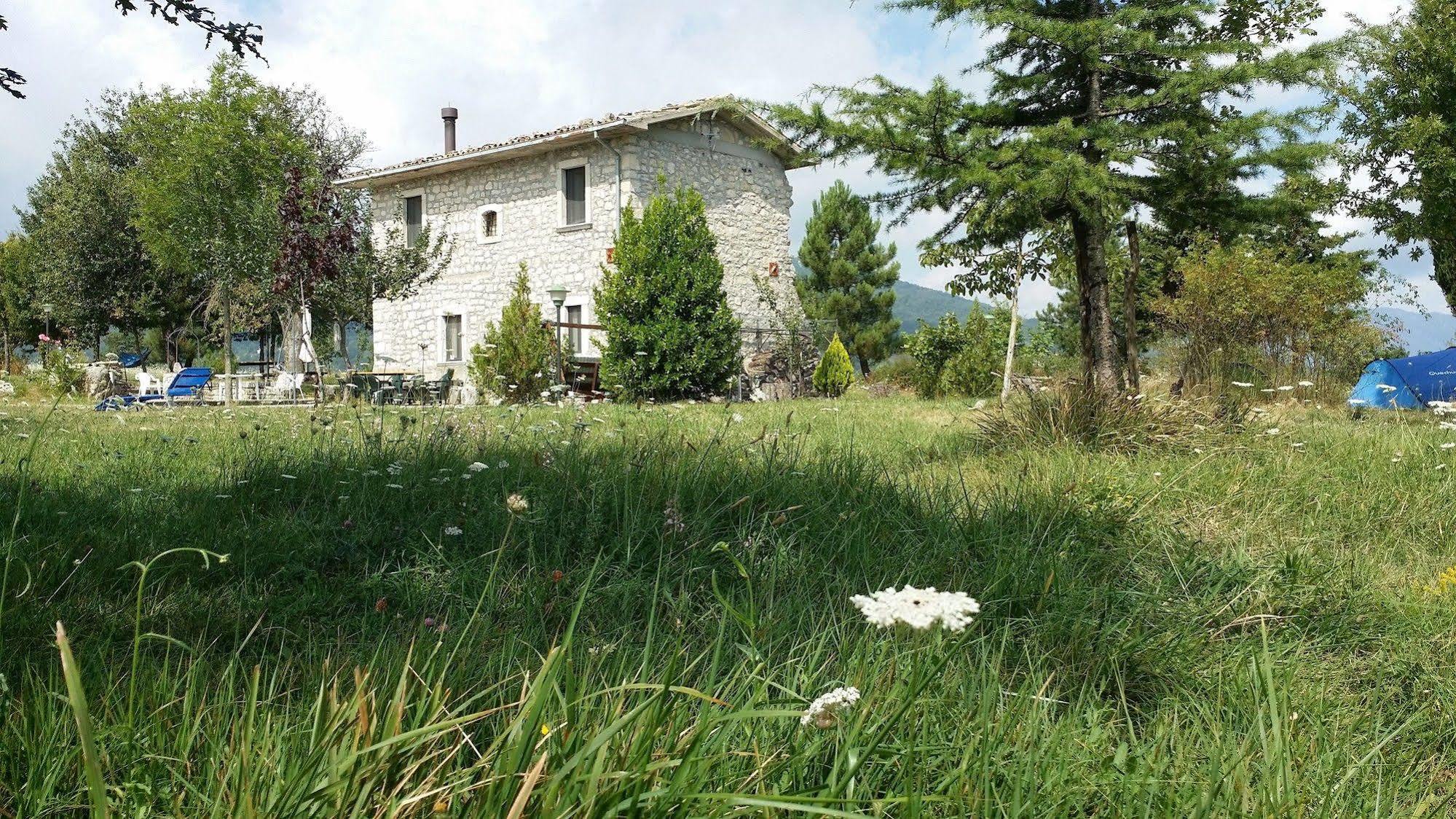 Casino Tonti Iarussi Forlì del Sannio Exterior foto